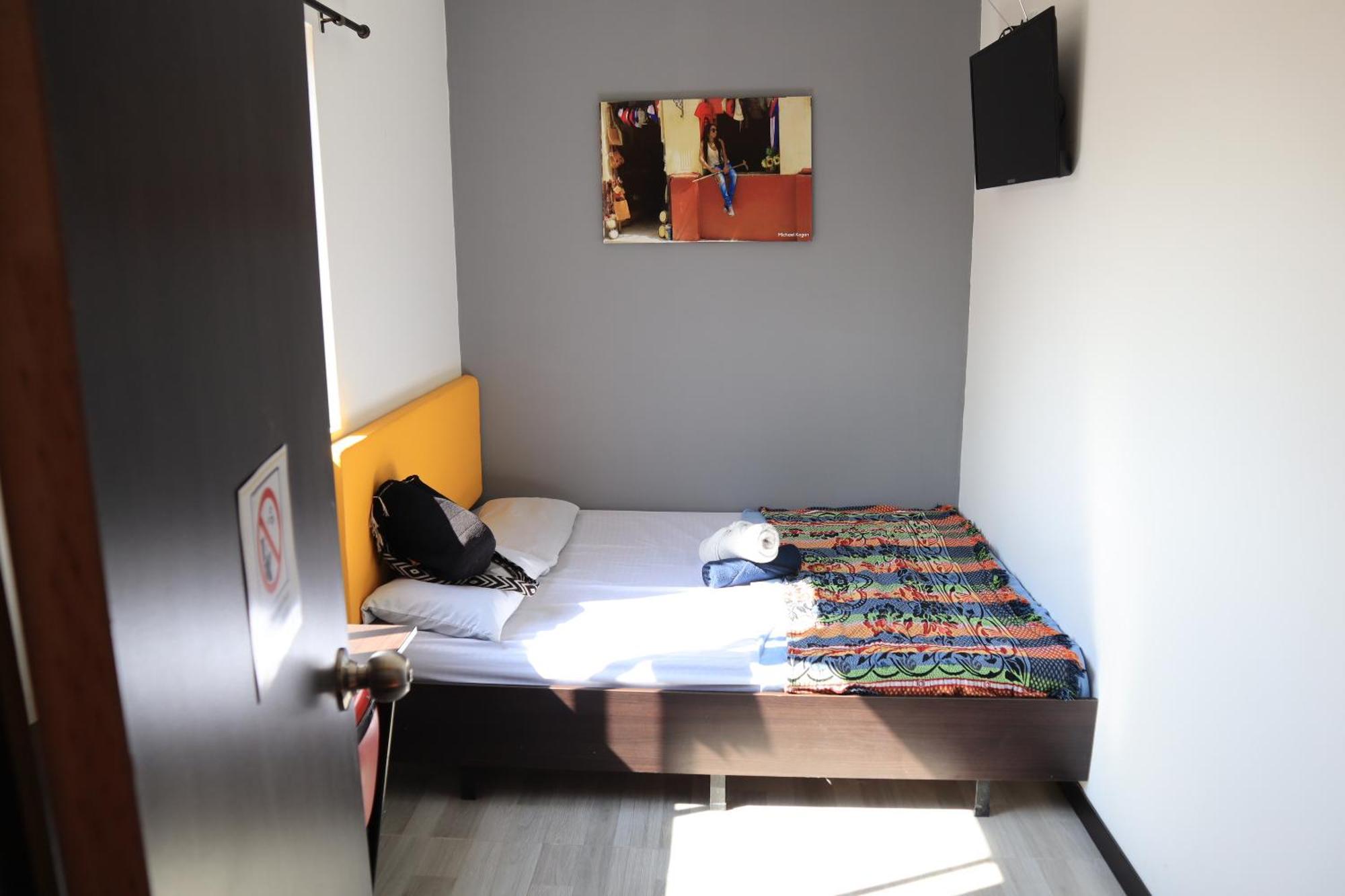 Havana Hostel Cali & Dance School Room photo